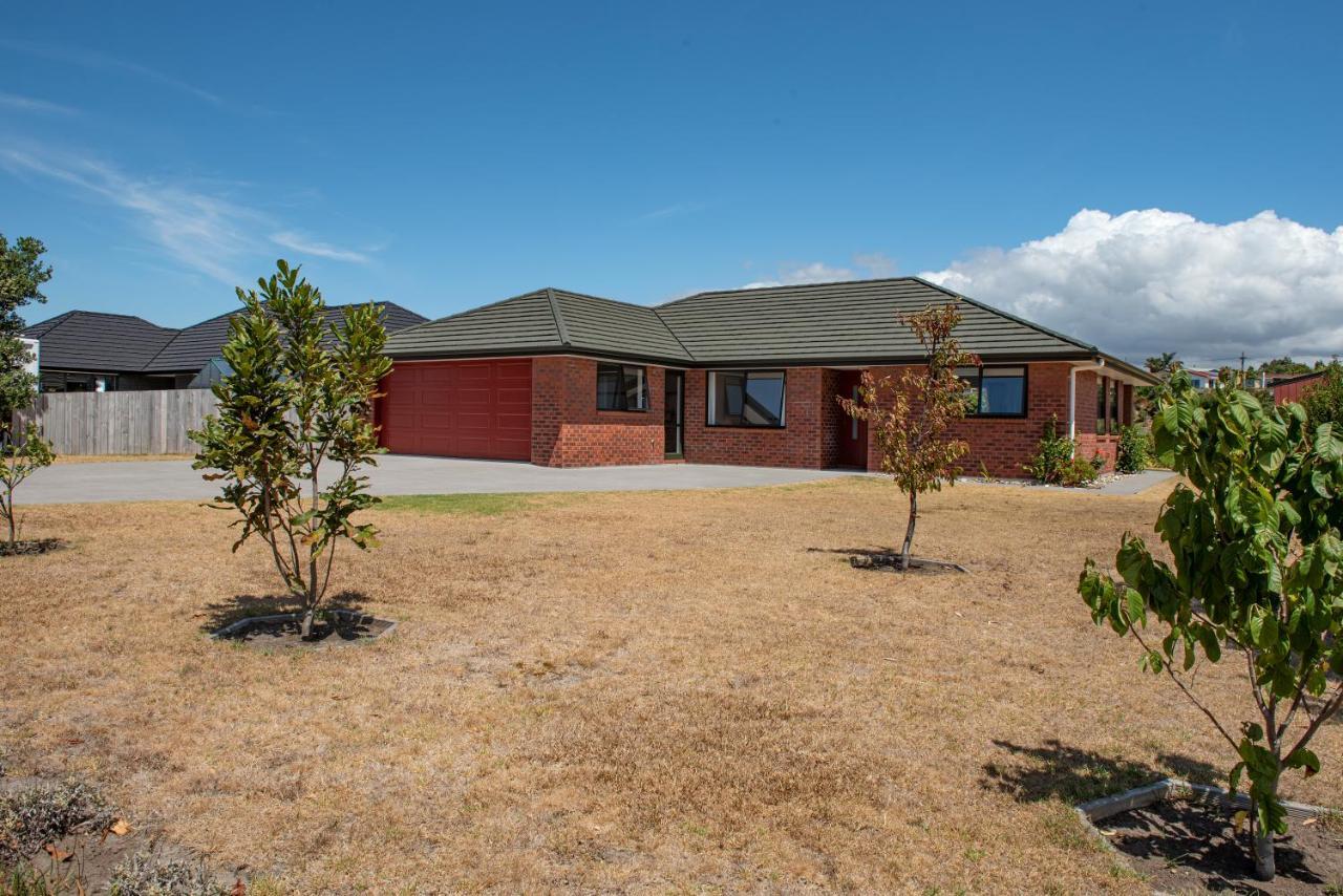 The Waterfront Ruakaka - Ruakaka Holiday Home Eksteriør billede